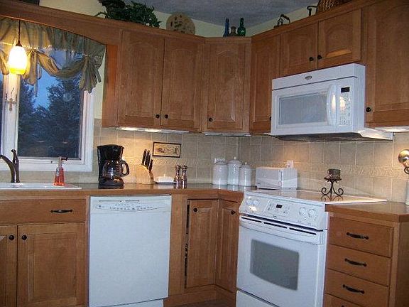 4th image of 48 Greensview Dr