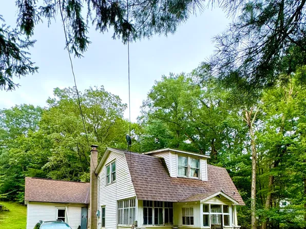 934 Route 402, Hawley, PA 18428