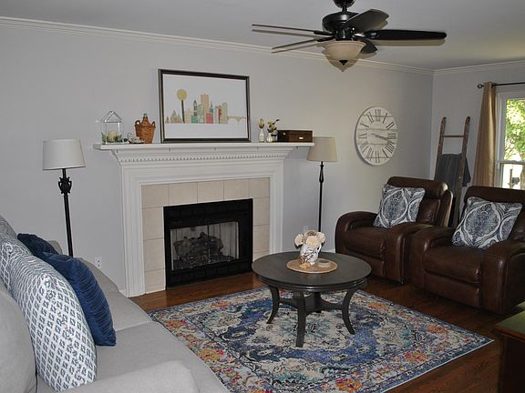 5th image of 10020 Highgate Cir