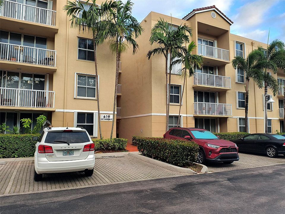 1st image of 619 E Sheridan Street #208