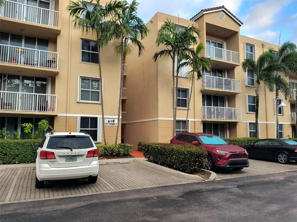 619 E Sheridan Street #208, Dania Beach, FL 33004
