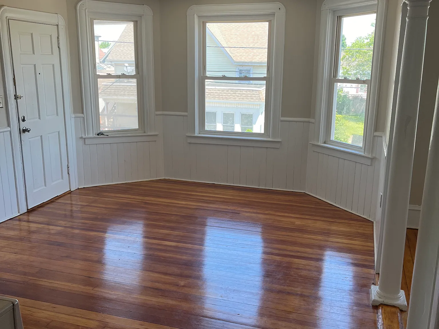 2 bed, 750 sqft, $1,900 — Photo 4