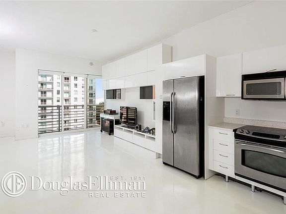 2nd image of 133 NE 2nd Ave APT 1403