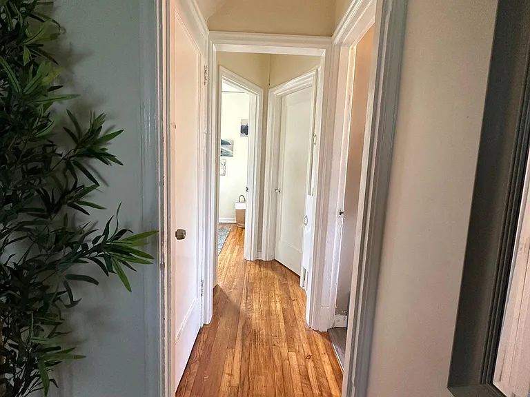 8301 NE Hassalo St — Photo 12