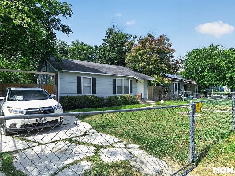 1534 Mardell St — Photo 32