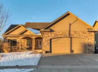 4812 Sawyers Dr, Des Moines, IA 50310