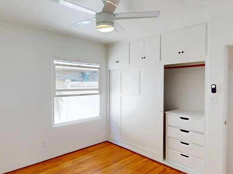 735 F Ave #1-6 — Photo 4