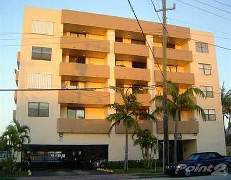 1st image of 7125 Bay Dr APT 402