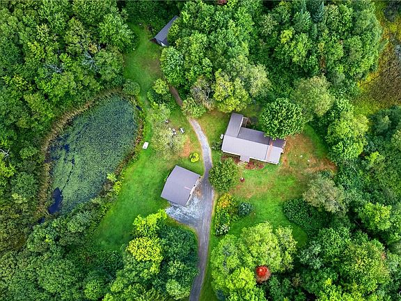 2nd image of 281 Little John Dr