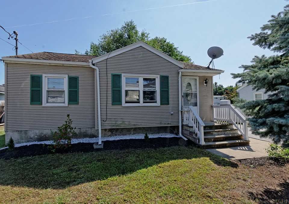 1st image of 31 Rooney Ave