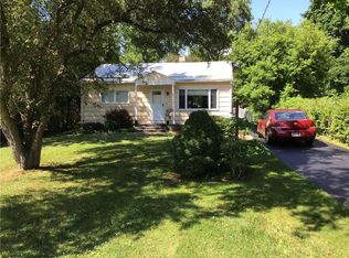 34 Lake Rd, Avon, NY 14414