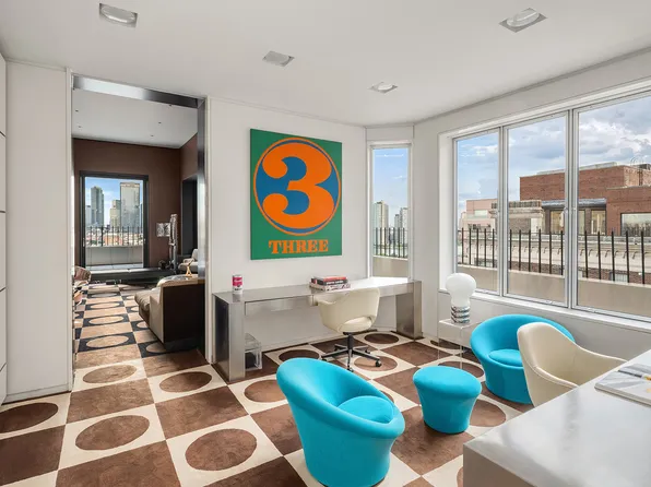 1 Sutton Place South image 11 of 25