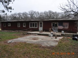 E10169 N Reedsburg Rd, Baraboo, WI 53913