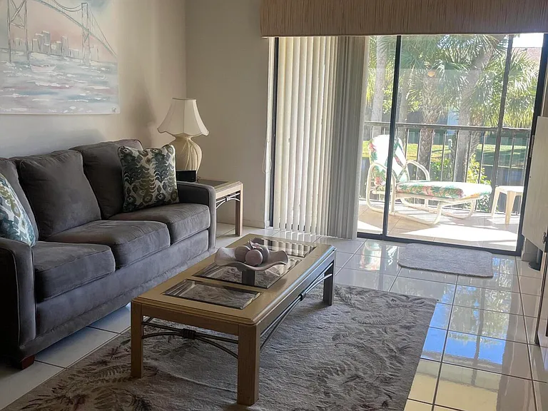 7831 Willow Spring Dr #524 — Photo 10