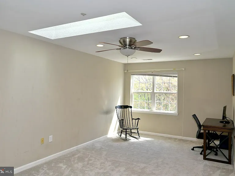 112 Kendrick Pl #34 — Photo 43