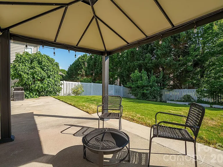 5110 Dragonfly Ln — Photo 37