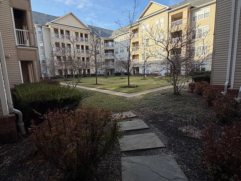 400 Symphony Cir #219H — Photo 17