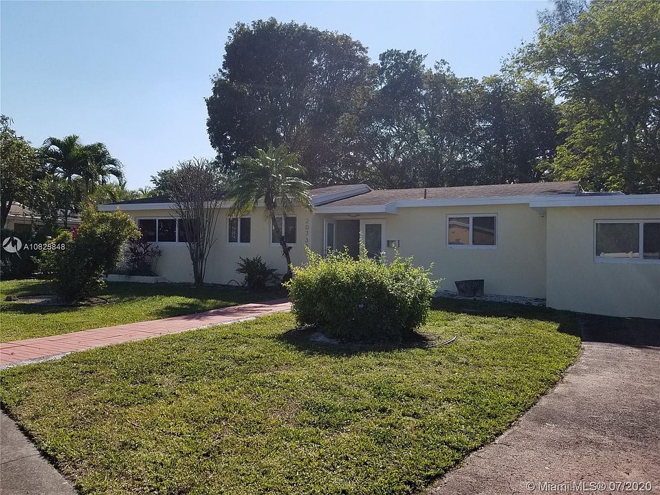 1st image of 20730 NE 25th Ave #0