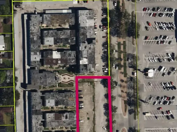 8200 Broadway St, Houston, TX 77061