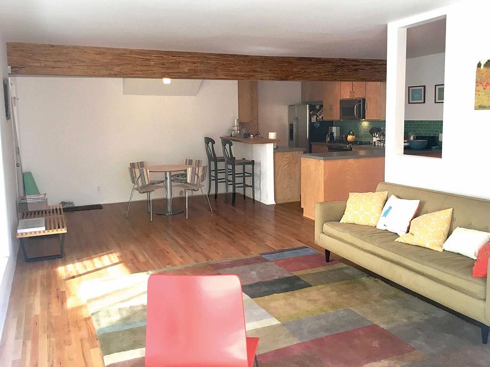 Living Room - Dining