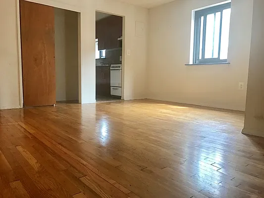 Rented by REAL New York | media 9