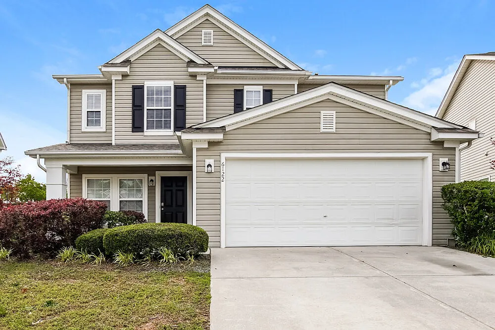 3 bed, 2.5 bath, 2602 sqft, $2,430 — Photo 1