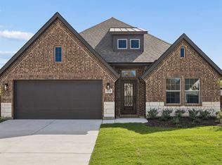 414 Bailey Dr, Nevada, TX 75173