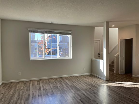 5th image of 20578 SE Cameron Ave