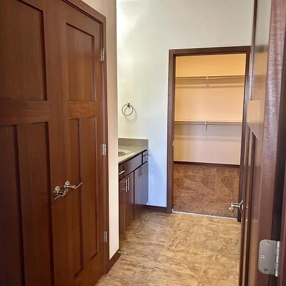 122-128 Wisconsin St #128 WISCONSIN STREET — Photo 10