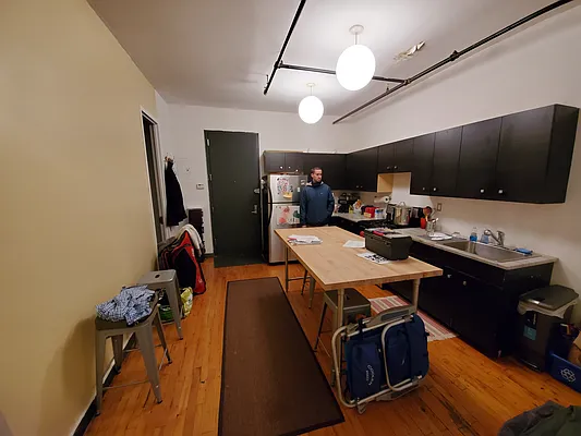 Rented by Garden Management | media 44