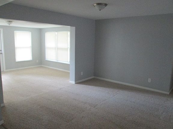 4th image of 3080 10th Ct