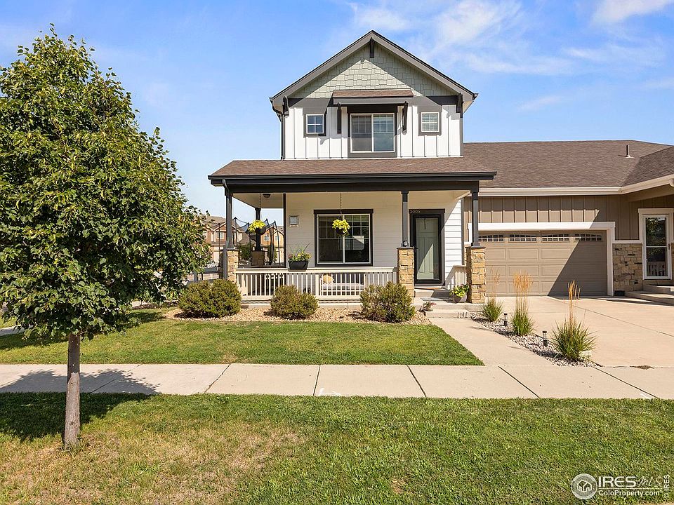 1st image of 3006 Des Moines Dr