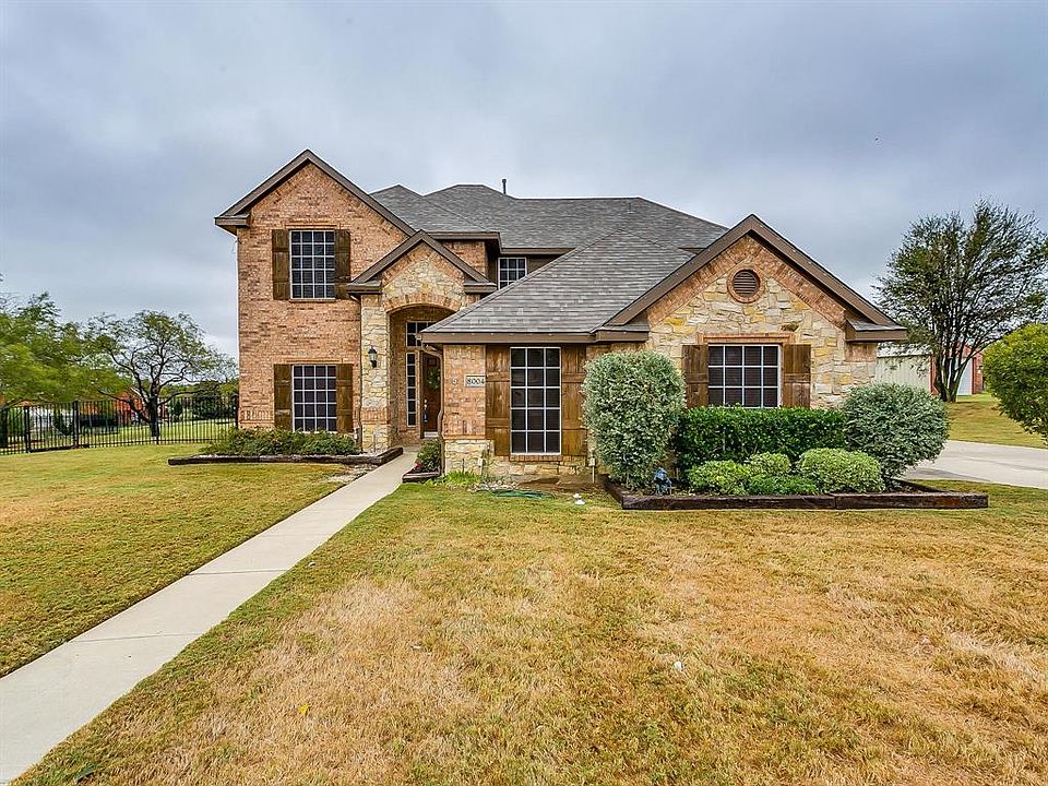 1st image of 8004 Valley View Dr