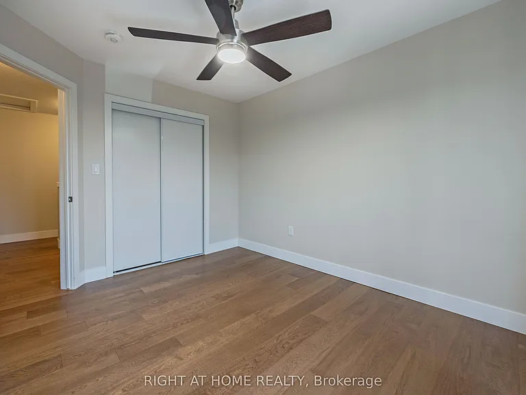 1960 Dalmagarry Rd #34 — Photo 26