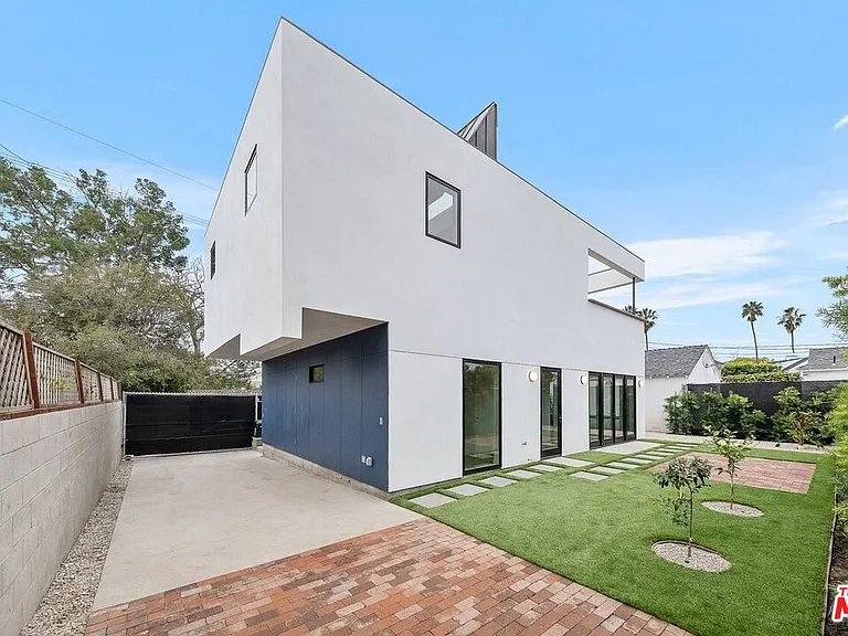 15322 De Pauw St — Photo 31