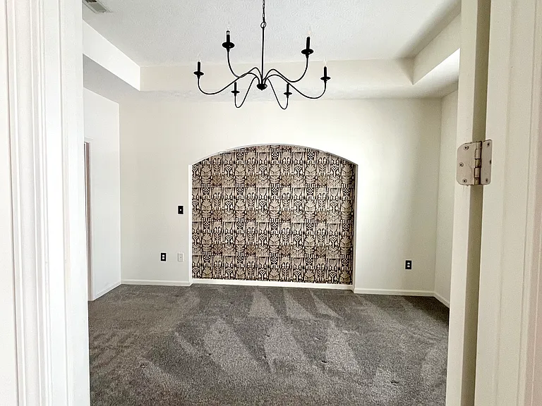 3175 Rossmore Cir — Photo 25