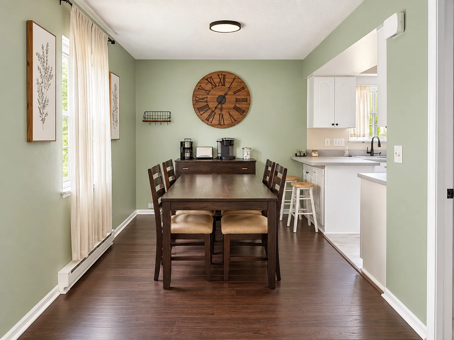 2 bed, 1.5 bath, 1150 sqft, $1,450 — Photo 2