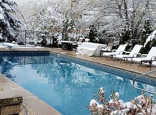 8700 Bunch Flower Ct, Westerville, OH 43082
