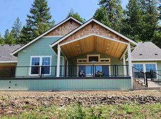 7163 Crowfoot Rd, Trail, OR 97541