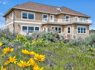 330 Vaughn Rd, Yakima, WA 98908