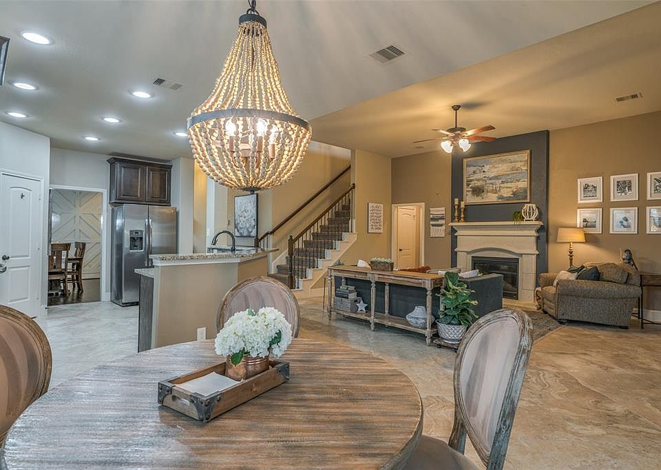 1st image of 140 Greatwood Glen Ct
