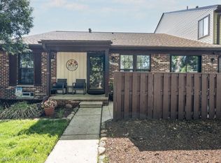 39596 Old Dominion Dr, Clinton Township, MI 48038