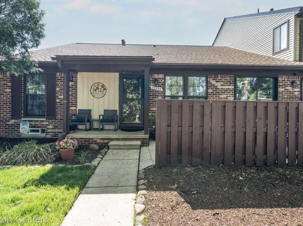 39596 Old Dominion Dr, Clinton Township, MI 48038