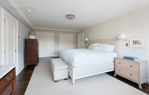 Sold by Evans Nye, Inc | media 22