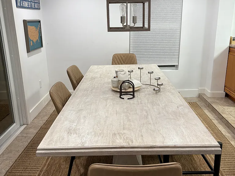 NW 38th Pl — Photo 8