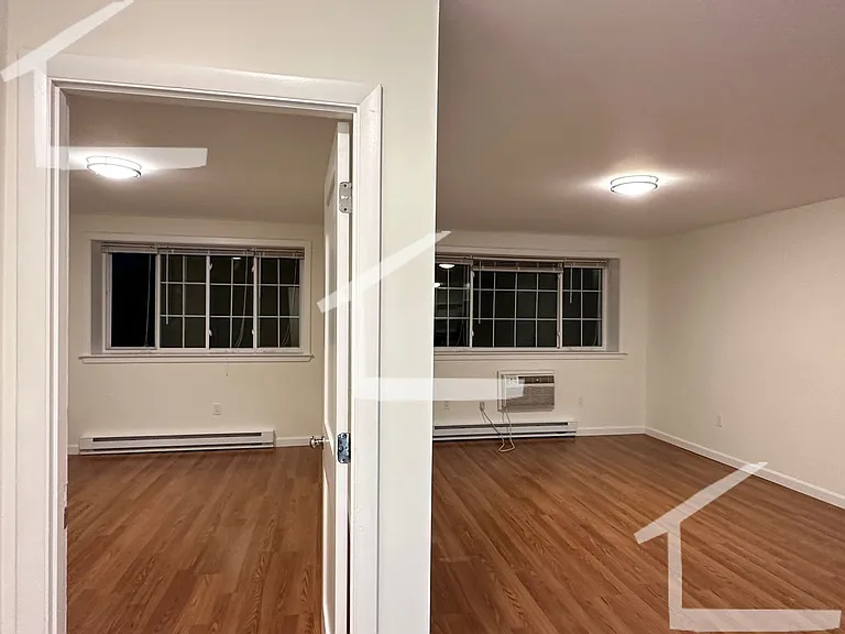 15 Embassy Rd #2D — Photo 21
