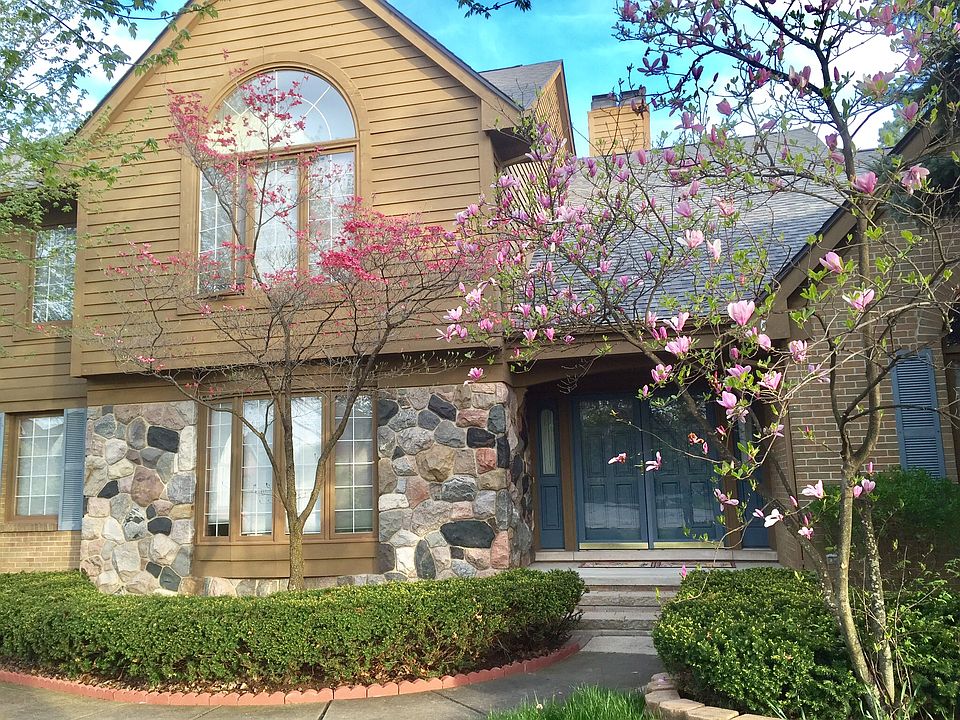 1st image of 3460 Balfour Dr