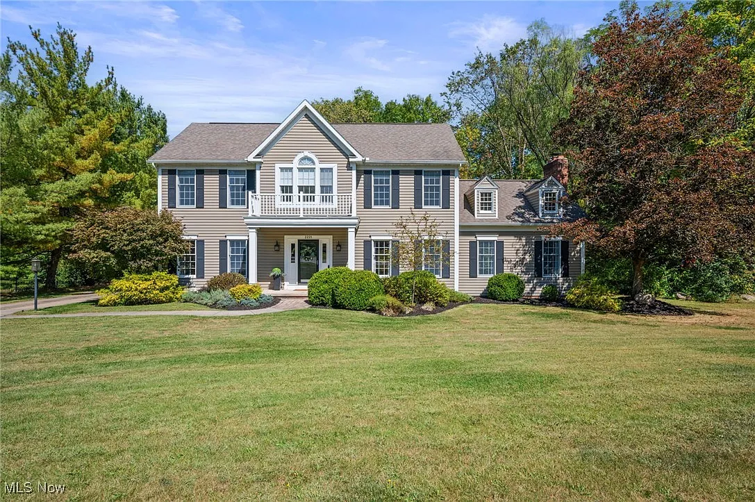 2221 Kate Ct photo 1