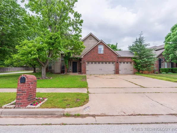2433 S Tamarack Ave, Broken Arrow, OK 74012
