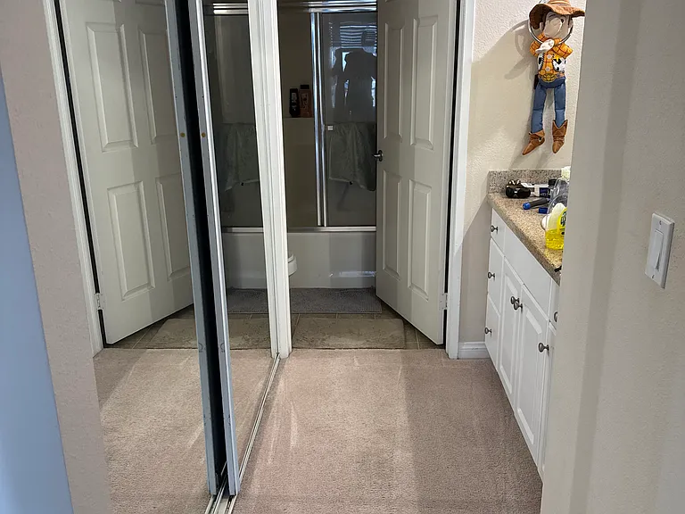 5530 Owensmouth Ave #110 — Photo 8